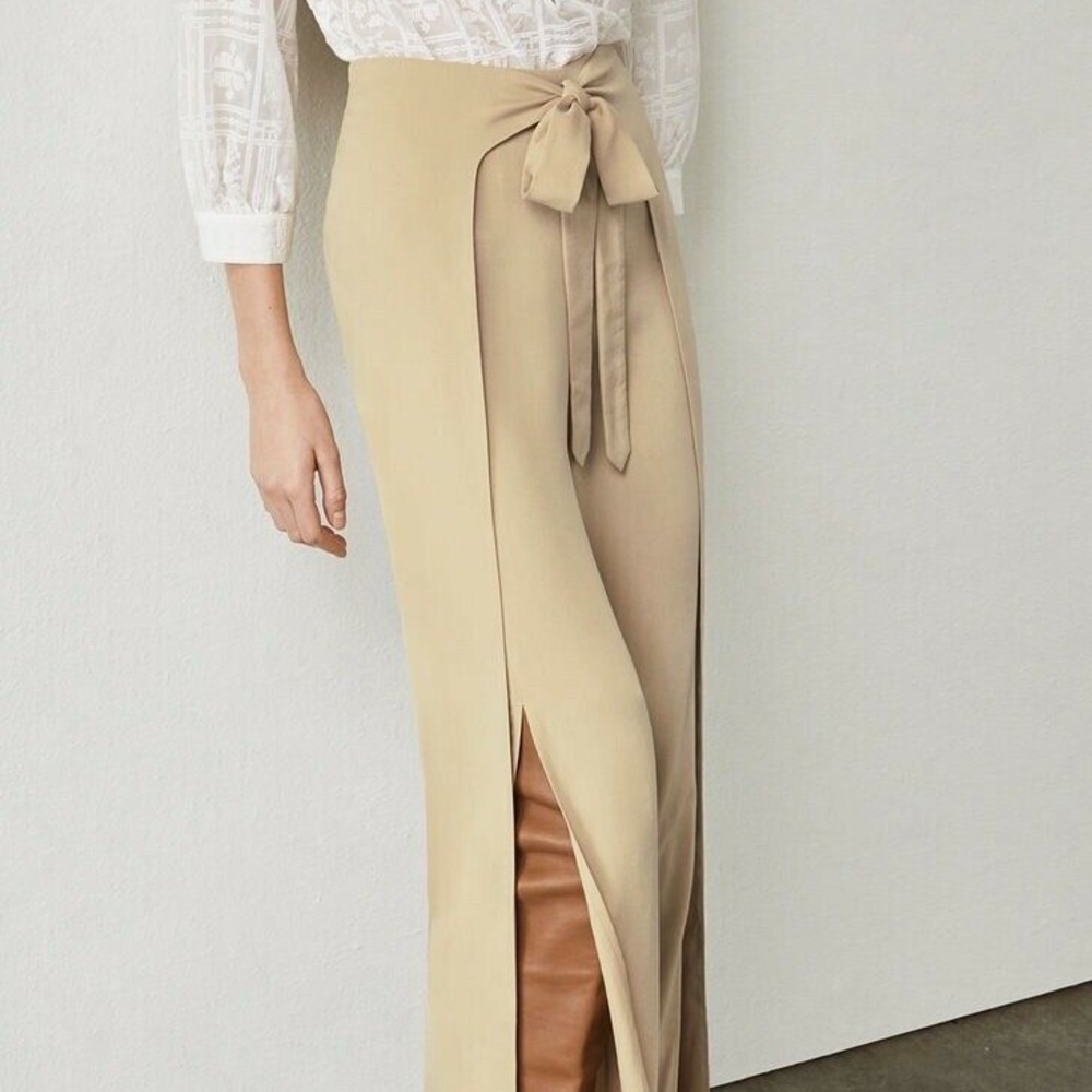 BCBGMaxAzria bcbg “jacklin” pants size s small beige